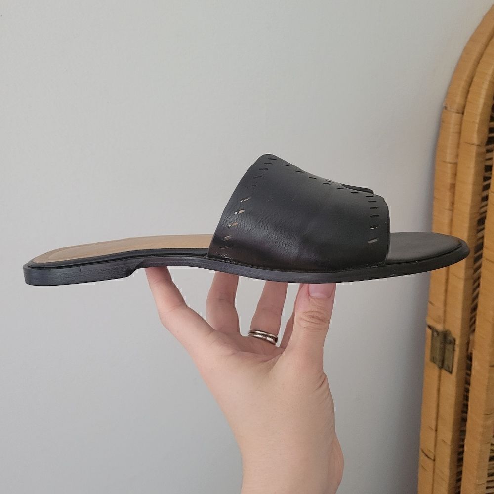 Charming Lady Black Slides 9 - Picture 6 of 10